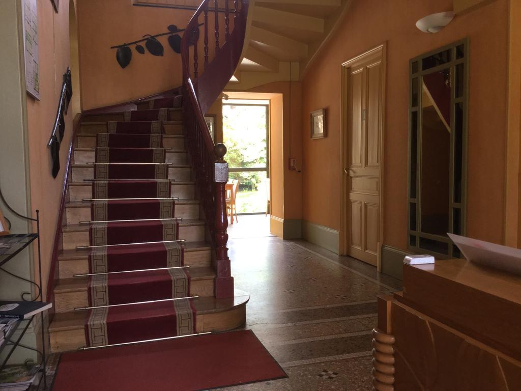 Hotel De Charme L'Oree Du Parc Romans-sur-Isère Exteriör bild
