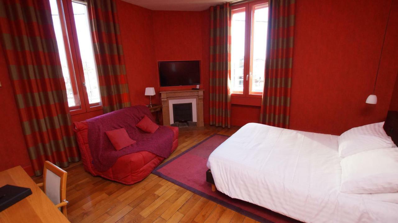 Hotel De Charme L'Oree Du Parc Romans-sur-Isère Exteriör bild